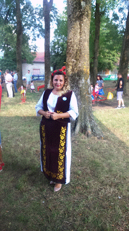 O frumoasa banateana in port popular